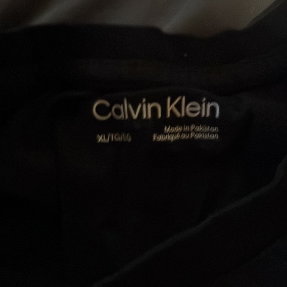 Men’s Calvin Klein t-shirt - Picture 2 of 2